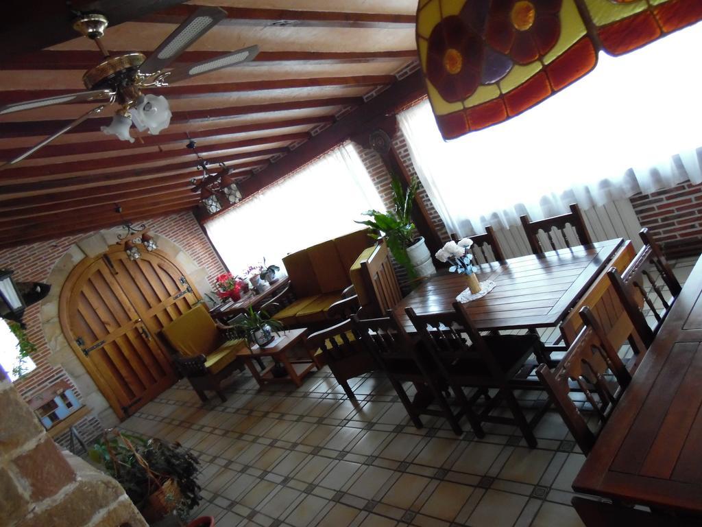 Posada La Capia Vargas Exterior foto